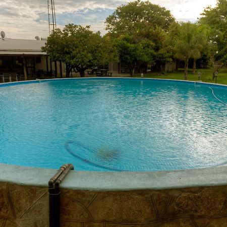 Khoi-Khoi Guesthouse Otavi エクステリア 写真